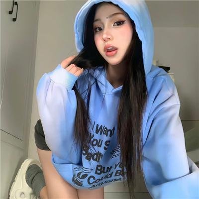 跳舞的红色公交