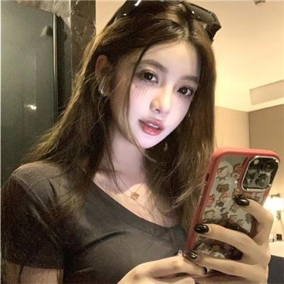 洞里的月亮